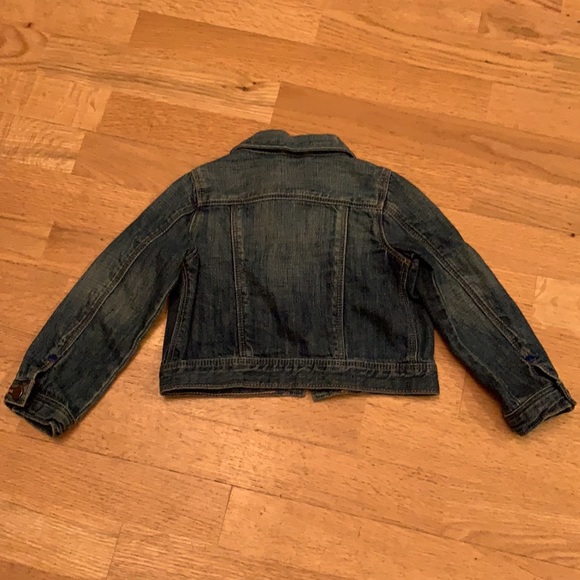 Baby Gap jean jacket for toddler - Picture 5 of 5